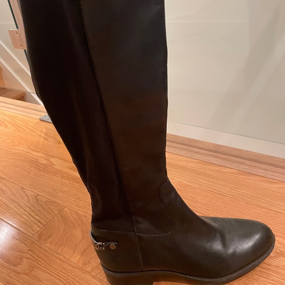 New Karl Lagerfel knee length boots - Picture 5 of 5